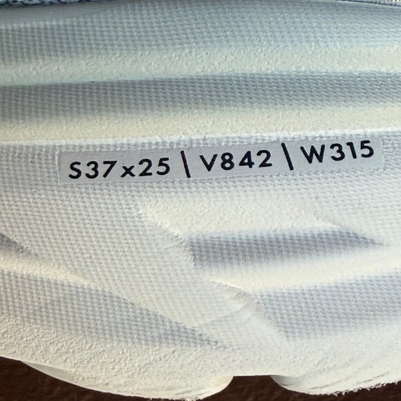 HOKA Men's Gray Bondi 8 Shoes 9.5 - Picture 13 of 17